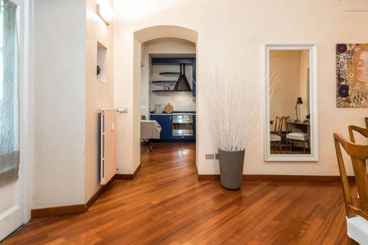 Brera Charme Apartment Мілан Екстер'єр фото