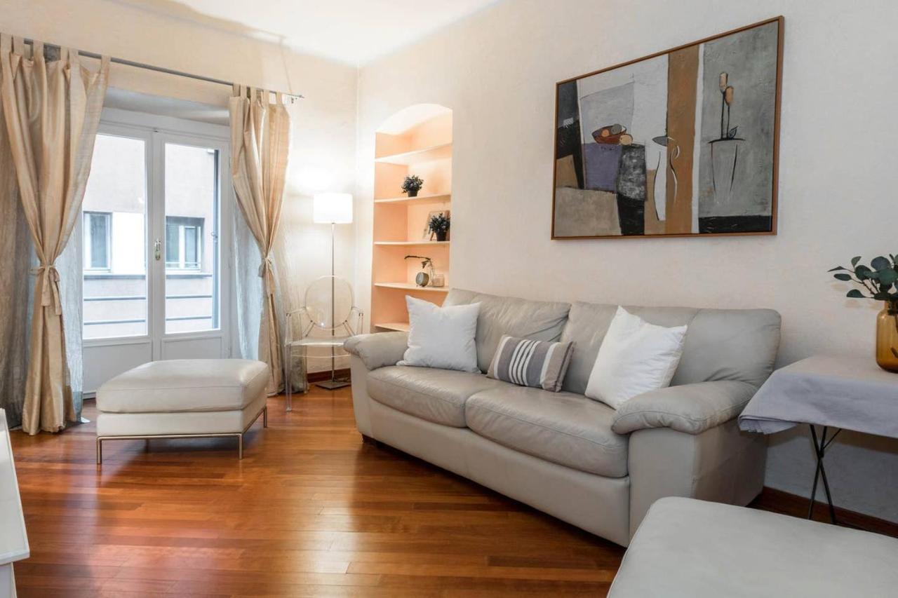 Brera Charme Apartment Мілан Екстер'єр фото