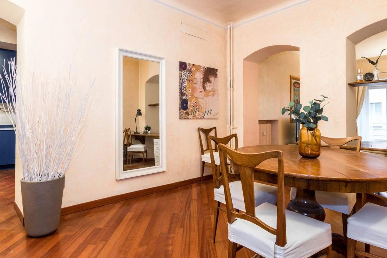 Brera Charme Apartment Мілан Екстер'єр фото