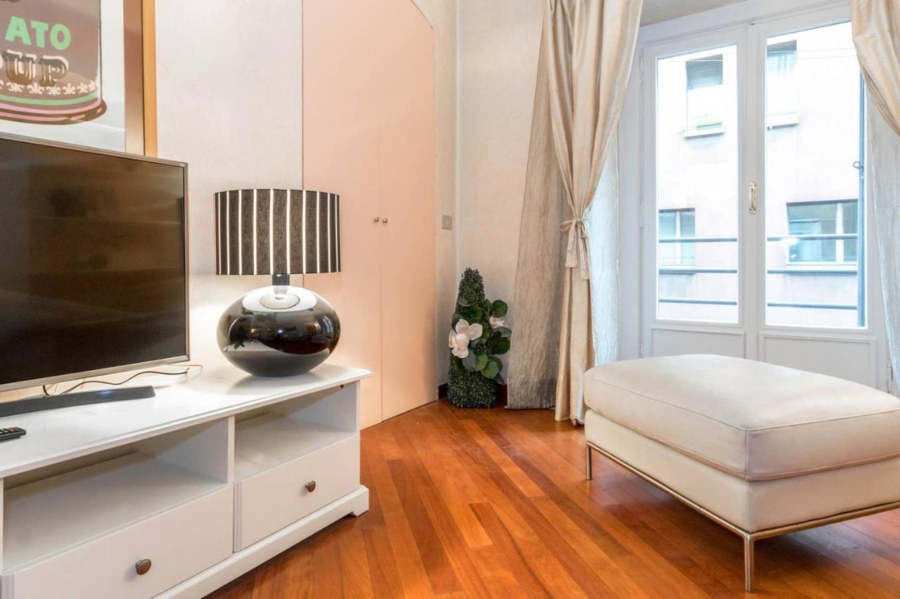 Brera Charme Apartment Мілан Екстер'єр фото